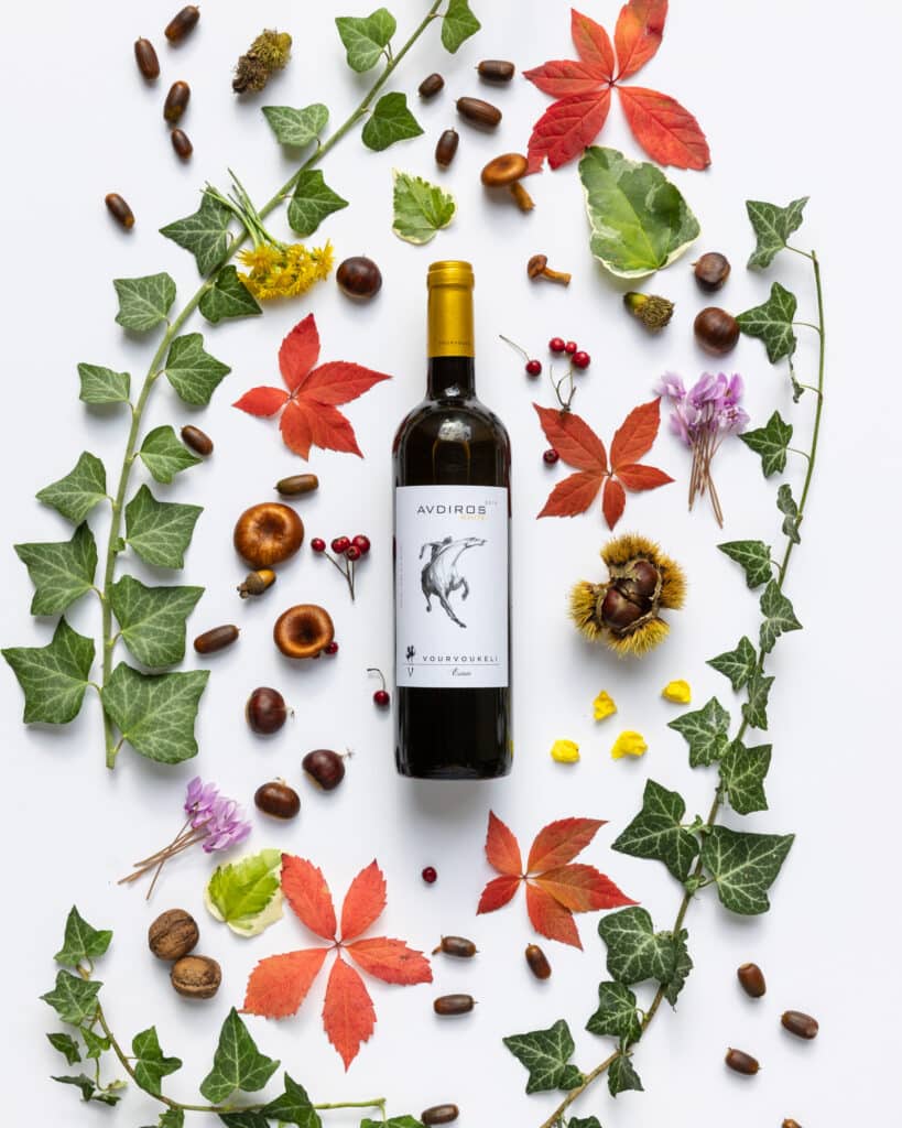 Avdiros White 2019