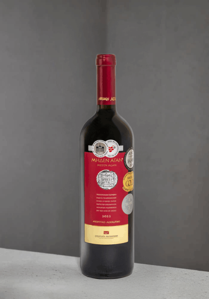 Papantonis „Meden Agan“ – Trockener Rotwein aus Griechenland