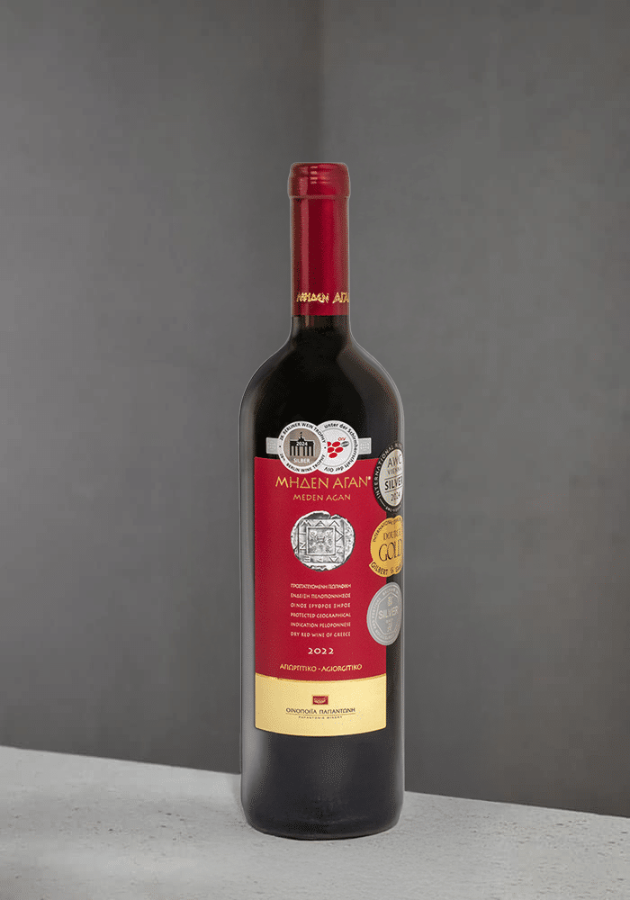 Weinflasche Papantonis „Meden Agan“ – Trockener Rotwein aus Griechenland